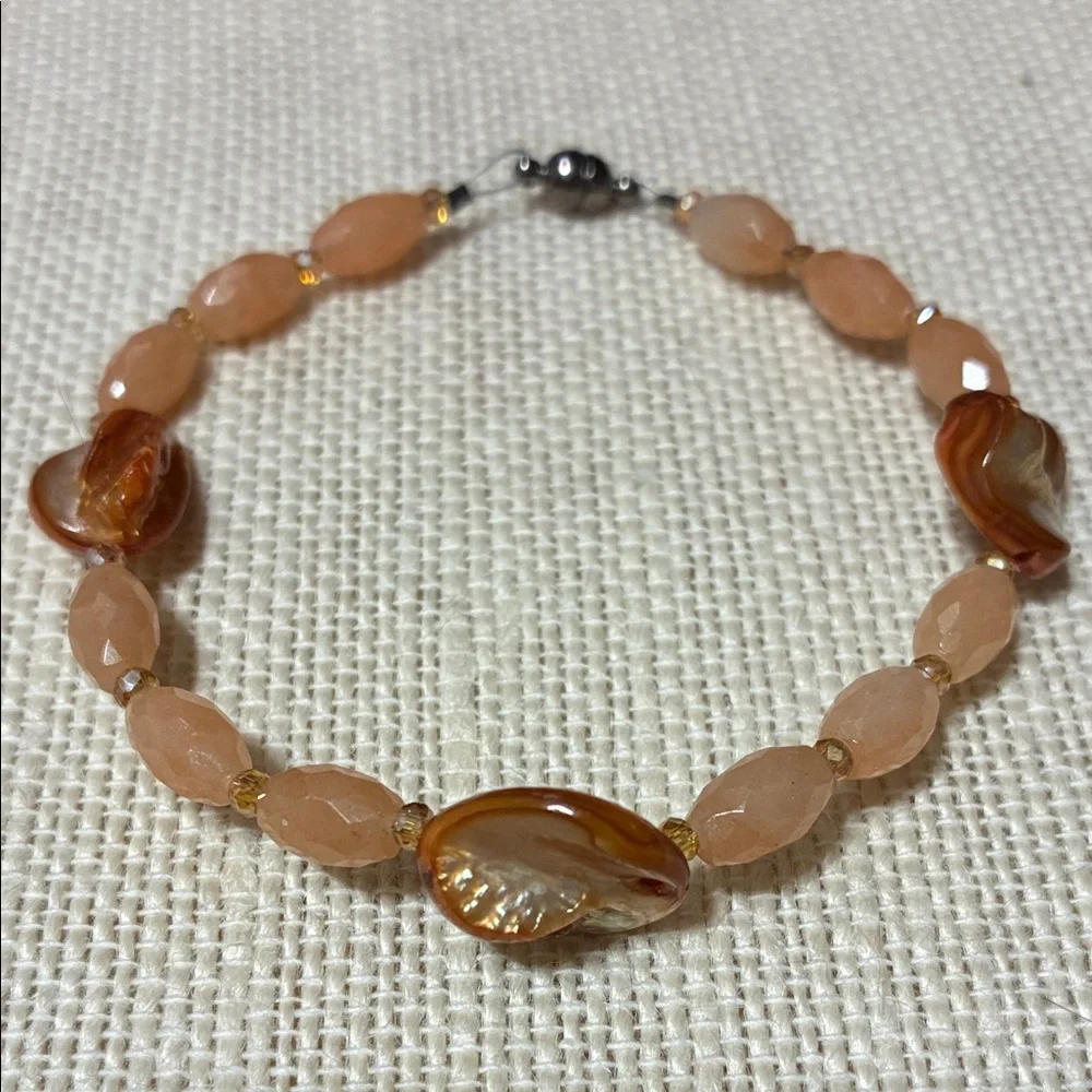 Elegant Orange red aventurine and shell gemstone Beaded Bracelet